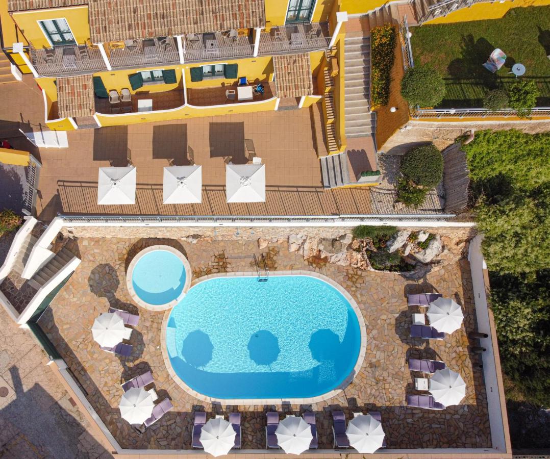Lu' Hotel Maladroxia SantʼAntìoco Exterior foto